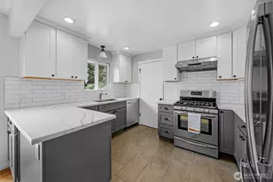 3811 SW 105th St, Seattle, WA 98146 - Photo 7