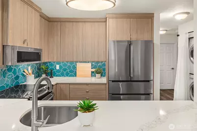 17300 91st Avenue NE #A301, Bothell, WA 98011 - Photo 9