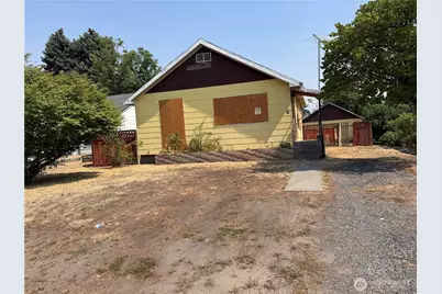 20 N Elm Street, Omak, WA 98841 - Photo 1