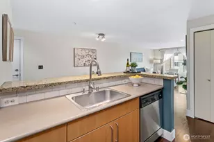 3202 SW Avalon Way, Seattle, WA 98126 - Photo 15
