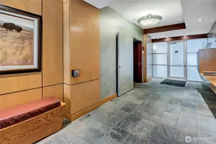 17 W Mercer St, Seattle, WA 98119 - Photo 31