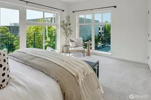 17 W Mercer St, Seattle, WA 98119 - Photo 17