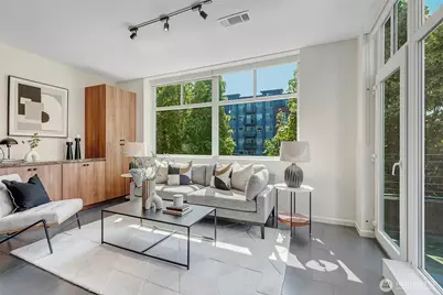 17 W Mercer Street #TH7, Seattle, WA 98119 - Photo 13