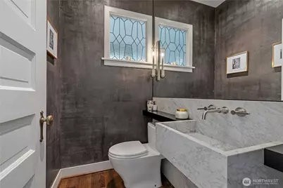 1108 Harvard Avenue E, Seattle, WA 98102 - Photo 21