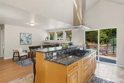 2032 NE Selsund Court, Poulsbo, WA 98370 - Photo 9