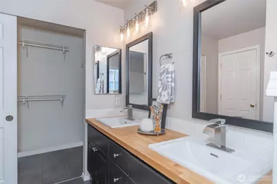 2032 NE Selsund Court, Poulsbo, WA 98370 - Photo 15