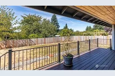 2586 Lincoln Avenue SE, Port Orchard, WA 98366 - Photo 5