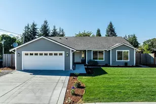 2586 Lincoln Ave SE, Port Orchard, WA 98366 - Photo 1
