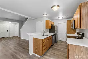 11522 7th Ave Ct E, Tacoma, WA 98445 - Photo 9