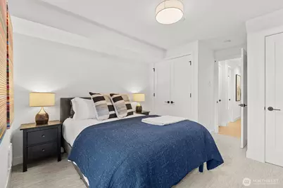 222 10th Avenue E #D, Seattle, WA 98102 - Photo 23