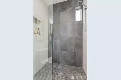222 10th Avenue E #D, Seattle, WA 98102 - Photo 21