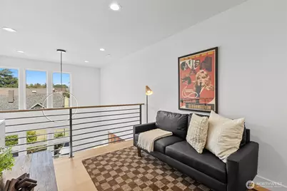 222 10th Avenue E #D, Seattle, WA 98102 - Photo 13