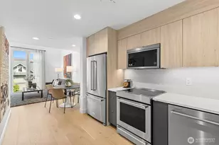 222 10th Ave E, Seattle, WA 98102 - Photo 9