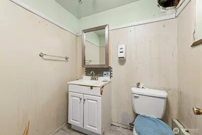 3219 S 166th Street, SeaTac, WA 98188 - Photo 27