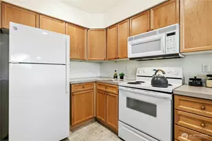 2244 132nd Ave SE, Bellevue, WA 98005 - Photo 11