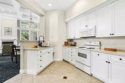 2244 132nd Avenue SE #B208, Bellevue, WA 98005 - Photo 31