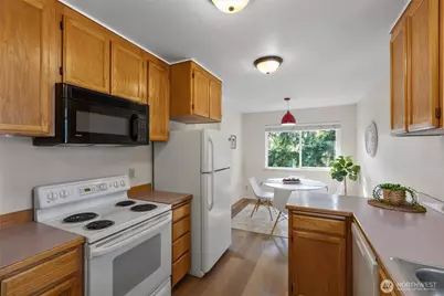 14006 52nd Avenue W, Edmonds, WA 98026 - Photo 11