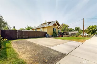 529 SW 1st, College Place, WA 99324 - Photo 39
