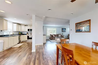 529 SW 1st, College Place, WA 99324 - Photo 5
