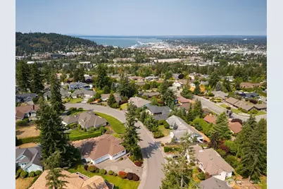 911 E Pacificview Drive, Bellingham, WA 98229 - Photo 3