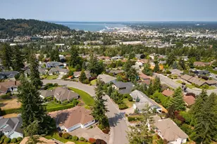 911 E Pacificview Dr, Bellingham, WA 98229 - Photo 3