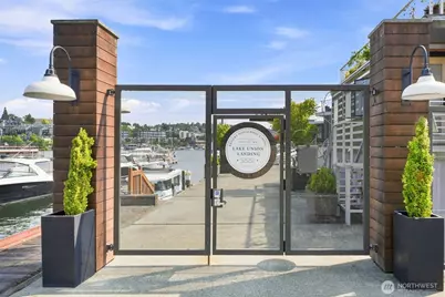 2309 N Northlake Way #14&15, Seattle, WA 98103 - Photo 3