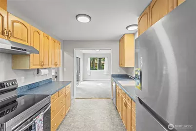 6910 Columbia Court, Everett, WA 98203 - Photo 15