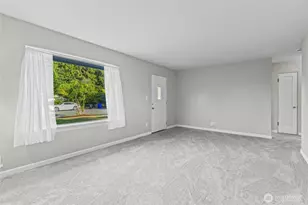 6910 Columbia Ct, Everett, WA 98203 - Photo 13