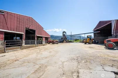 4927 Jones Road, Sumas, WA 98295 - Photo 15