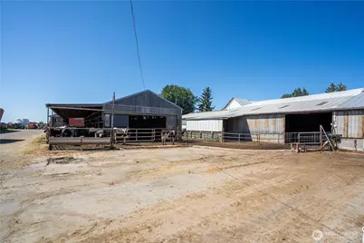 4927 Jones Road, Sumas, WA 98295 - Photo 17