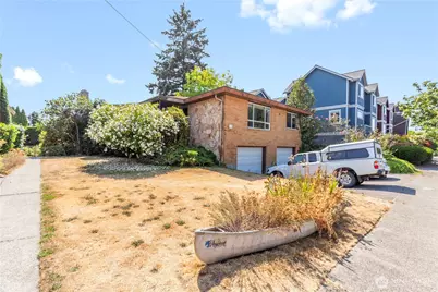 827 NW 62nd Street, Seattle, WA 98107 - Photo 1
