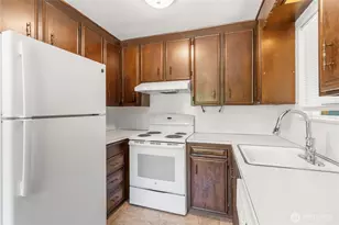 827 NW 62nd St, Seattle, WA 98107 - Photo 7