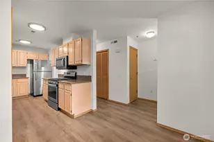 705 N State St, Bellingham, WA 98225 - Photo 17