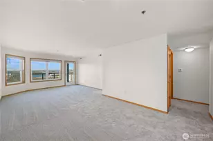 705 N State St, Bellingham, WA 98225 - Photo 5