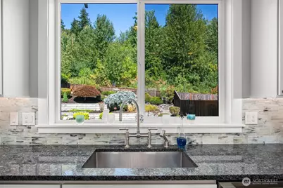 3852 201st Court SE, Sammamish, WA 98075 - Photo 5