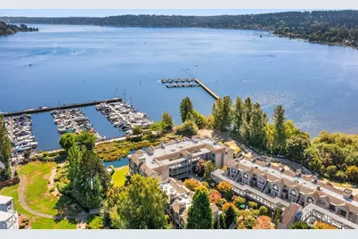 6121 NE 175th Street #C201, Kenmore, WA 98028 - Photo 5
