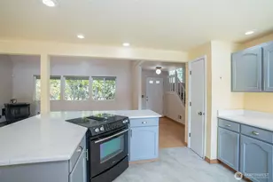 5724 NE Puget Beach Road NE, Olympia, WA 98516 - Photo 15