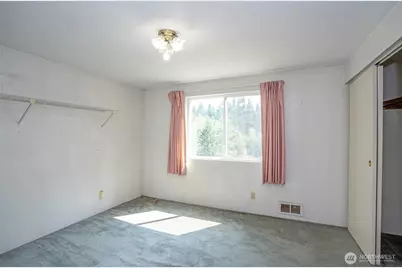 5724 NE Puget Beach Road NE, Olympia, WA 98516 - Photo 21