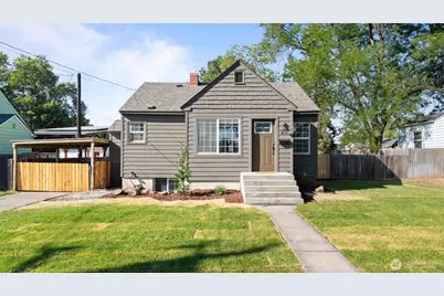 211 SE 4th Street, College Place, WA 99324 - Photo 1