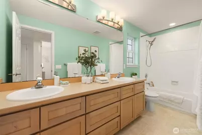 8021 9th Avenue NW, Seattle, WA 98117 - Photo 23