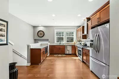 1340 Brooklyn Walk NE, Issaquah, WA 98029 - Photo 11