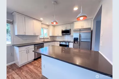 422 116th Place SW, Everett, WA 98204 - Photo 9