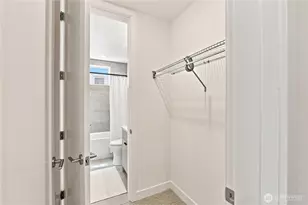2647 Walnut Ave SW, Seattle, WA 98116 - Photo 23