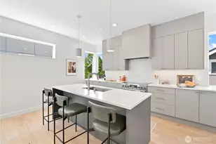 2647 Walnut Ave SW, Seattle, WA 98116 - Photo 7