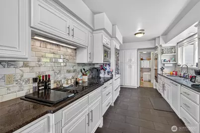 306 Briar Road, Bellingham, WA 98225 - Photo 23