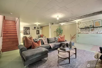 326 Renton Avenue S, Renton, WA 98057 - Photo 21