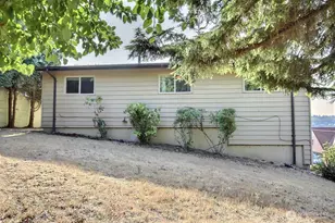 326 Renton Ave S, Renton, WA 98057 - Photo 29