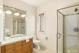 2837 E Lake Sammamish Pkwy NE, Sammamish, WA 98074 - Photo 31