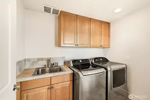 2837 E Lake Sammamish Pkwy NE, Sammamish, WA 98074 - Photo 23