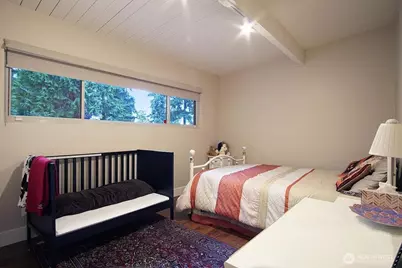 7814 SE 72nd Street, Mercer Island, WA 98040 - Photo 11